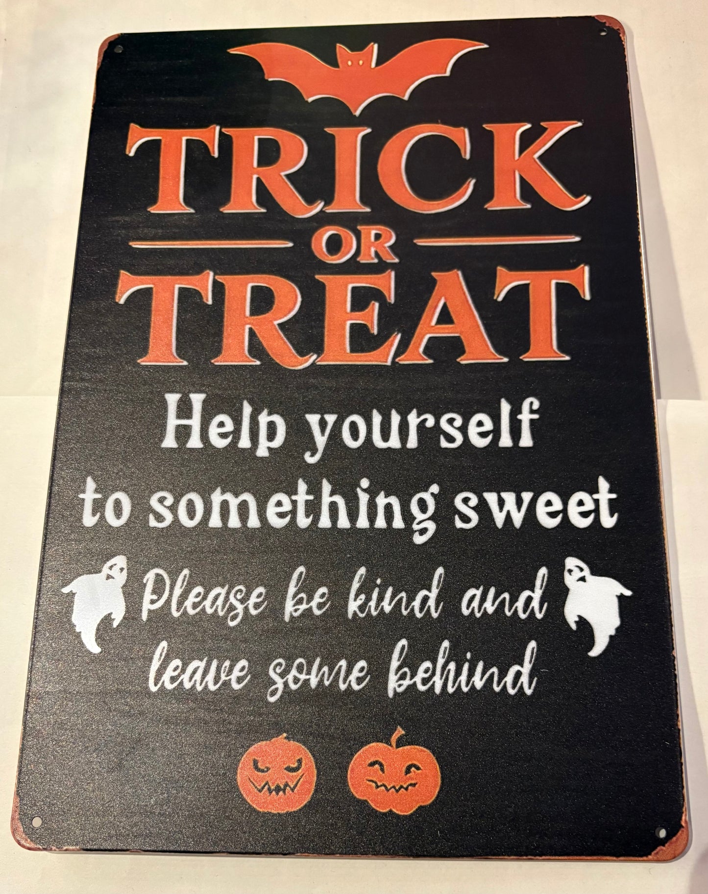Trick or Treat sign