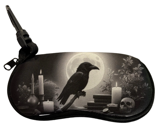 Raven soft glasses case