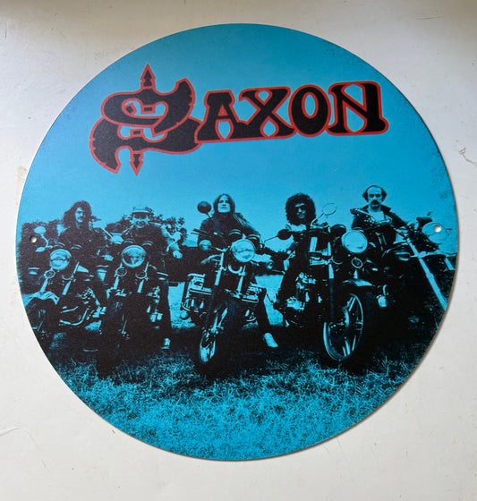 Saxon round sign