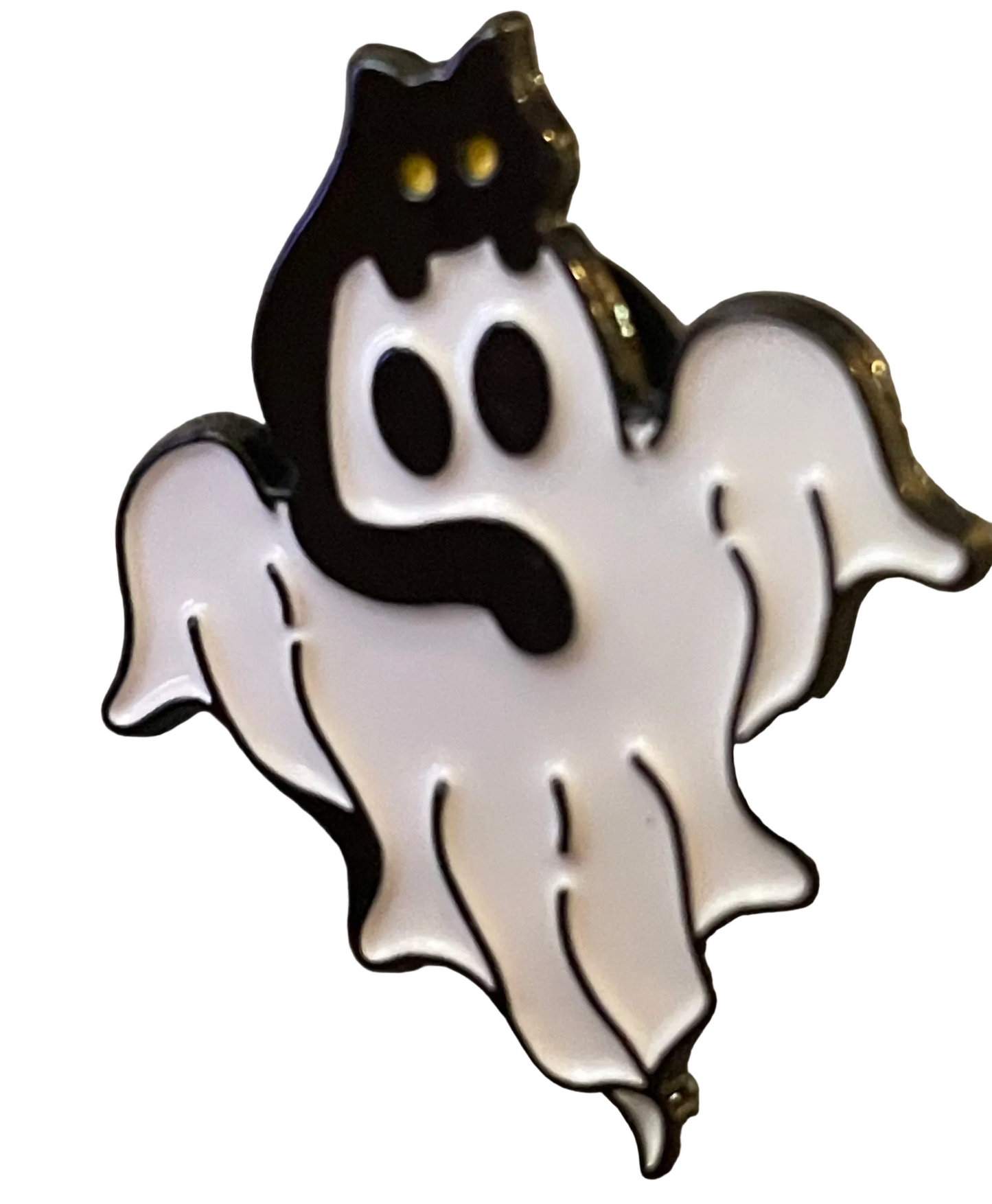 Ghost with cat around neck pin badge