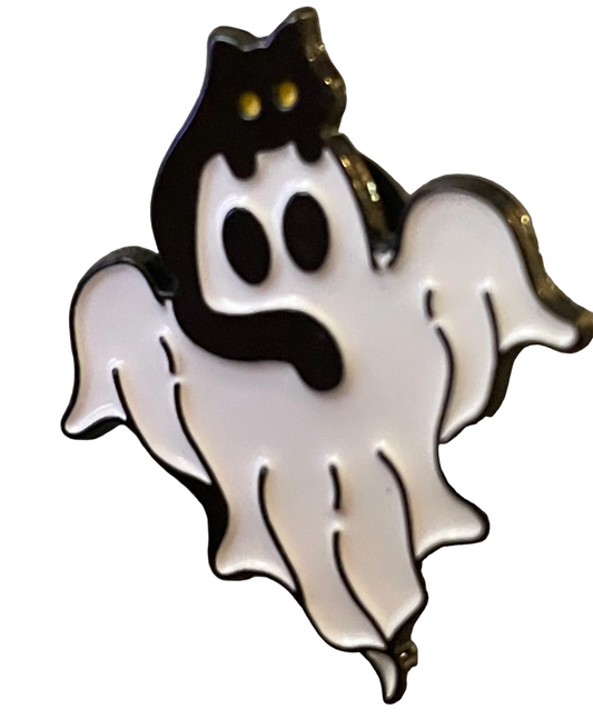 Ghost with cat around neck pin badge